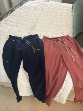Figs scrub pants joggers size Small (set)